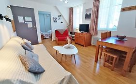Le Venasque, T2, centre Luchon, wifi, casier à ski, ascenseur, 4 personnes